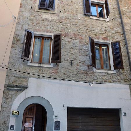 Casa Aurora Hotel Massa Marittima Exterior photo